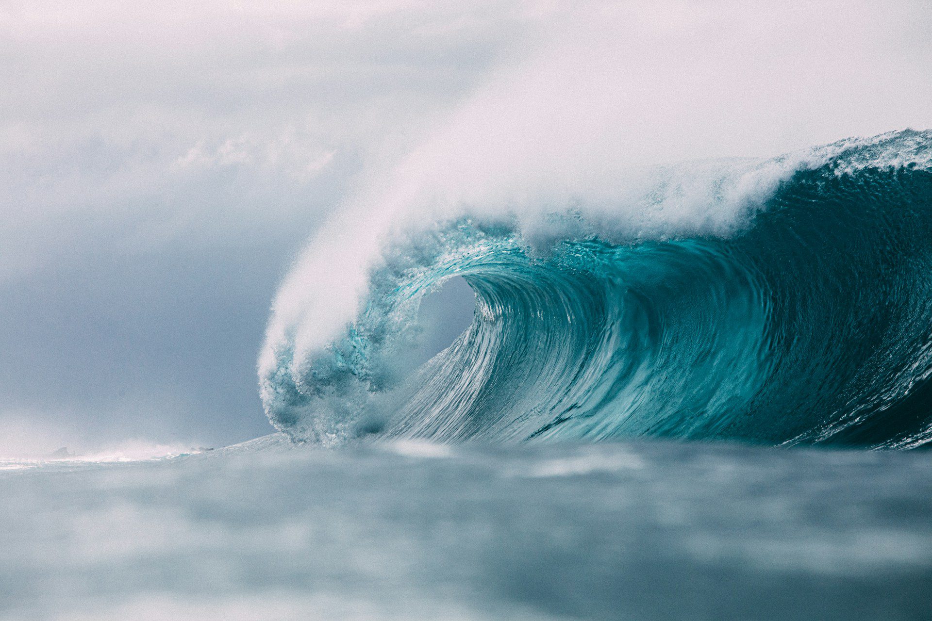 A wave representing the Fichtean Curve - Photo by Matt Paul Catalano on Unsplash
Copy to clipboard